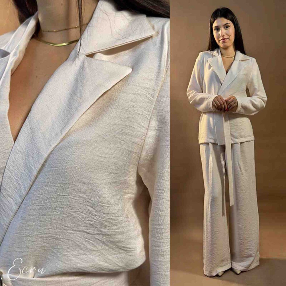 Blazer avec ceinture metallisée et pantalon à plis creux – Image 2