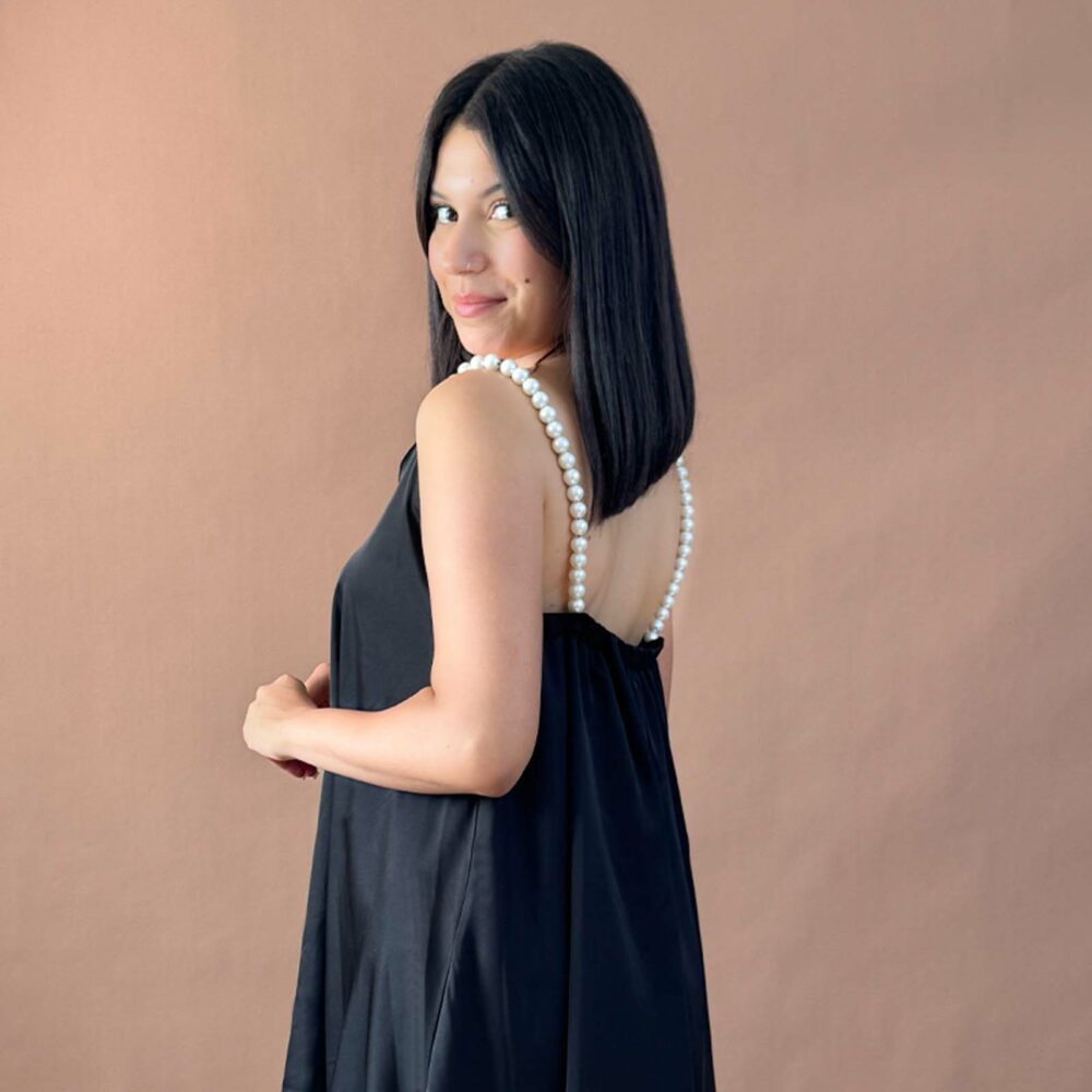 Robe satin avec perle – Image 2