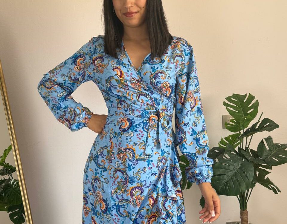 Robe cache coeur manches longue